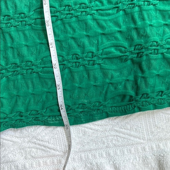 Green dress - Picture 3 of 5